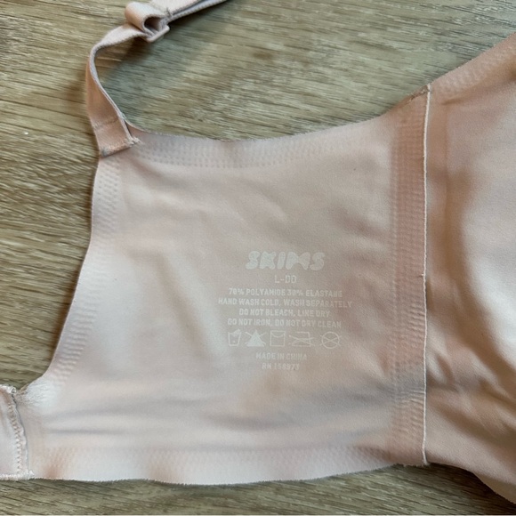 Naked Scoop Bralette - Picture 8 of 8